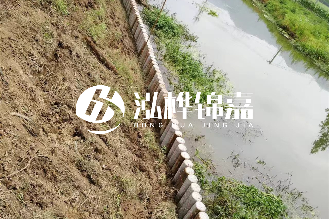 仿木樁施工前注意事項(xiàng)-水泥樁打樁機(jī)是怎么打樁的？